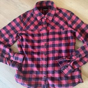 Black Diamond Pink/Navy Plaid Flannel Shirt • M